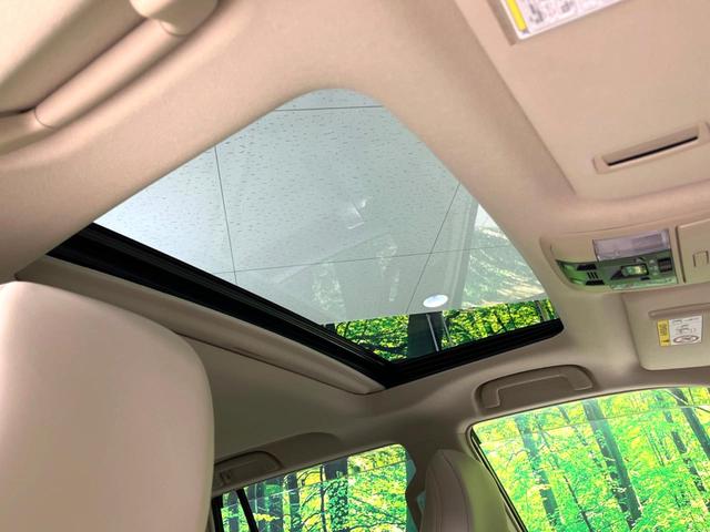 ランドクルーザープラド TX Lパッケージ マットブラックエディション サンルーフ 純正ナビ9インチナビ 全周囲カメラ 衝突被害軽減システム レーダークルーズ ETC ドラレコ パワーシート シートベンチレーション 車線逸脱防止装置 オートエアコン オートハイビーム(3枚目)