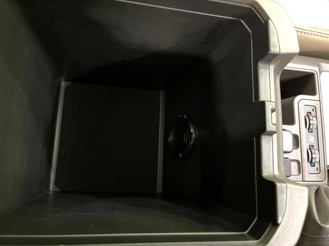 ランドクルーザープラド TX Lパッケージ マットブラックエディション サンルーフ 純正ナビ9インチナビ 全周囲カメラ 衝突被害軽減システム レーダークルーズ ETC ドラレコ パワーシート シートベンチレーション 車線逸脱防止装置 オートエアコン オートハイビーム(49枚目)