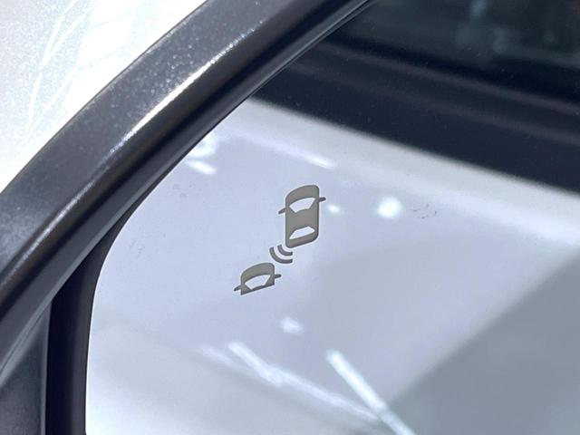 ヴェゼル ｅ：ＨＥＶ　Ｚ　登録済未使用車　純正９インチナビ　全周囲カメラ　衝突軽減　レーダークルーズ　ＥＴＣ　ＬＥＤヘッド　オートライト　オートエアコン　電動リアゲート　前席シートヒーター　コーナーセンサー　電動パーキング（65枚目）