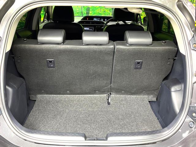 アクア Ｘ－アーバン　純正ＳＤナビ　バックカメラ　禁煙車　ＬＥＤヘッド　ビルトインＥＴＣ　純正１６インチアルミ　オートライト　オートエアコン　Ｂｌｕｅｔｏｏｔｈ　ＣＤ　ＤＶＤ再生　フルセグ　ＬＥＤフォグ（10枚目）