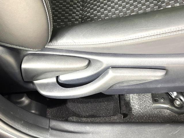 アクア Ｘ－アーバン　純正ＳＤナビ　バックカメラ　禁煙車　ＬＥＤヘッド　ビルトインＥＴＣ　純正１６インチアルミ　オートライト　オートエアコン　Ｂｌｕｅｔｏｏｔｈ　ＣＤ　ＤＶＤ再生　フルセグ　ＬＥＤフォグ（42枚目）