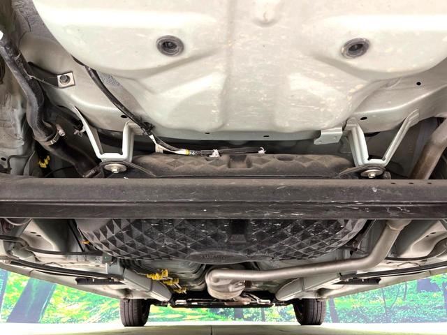 ムーヴキャンバス Ｘリミテッドメイクアップ　ＳＡＩＩ　純正９型ナビ　バックカメラ　両側電動スライドドア　衝突軽減　禁煙車　スマートキー　ＬＥＤヘッド　オートライト　オートエアコン　ＣＤ　ＤＶＤ再生　フルセグ　ＬＥＤフォグ　アイドリングストップ（19枚目）