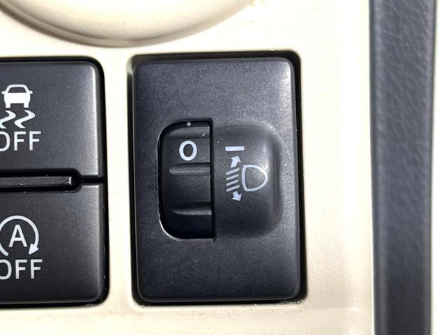 ムーヴキャンバス Ｘリミテッドメイクアップ　ＳＡＩＩ　純正９型ナビ　バックカメラ　両側電動スライドドア　衝突軽減　禁煙車　スマートキー　ＬＥＤヘッド　オートライト　オートエアコン　ＣＤ　ＤＶＤ再生　フルセグ　ＬＥＤフォグ　アイドリングストップ（36枚目）