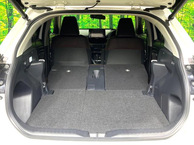 ヤリスクロス ハイブリッドＺ　純正８型ディスプレイオーディオ　全周囲カメラ　ｂｌｕｅｔｏｔｏｔｈ　フルセグ　前席シートヒーター　レーダークルーズコントロール　ＥＴＣ２．０　ＬＥＤヘッド　ＬＥＤフォグ　パワーバックドア（10枚目）