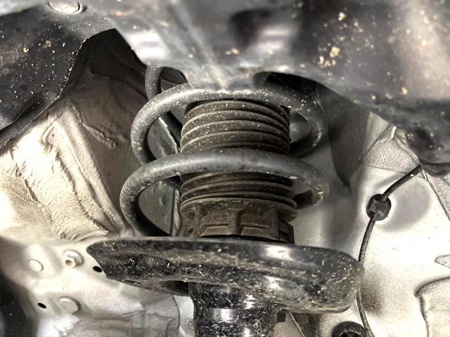 ヤリスクロス ハイブリッドＺ　純正８型ディスプレイオーディオ　全周囲カメラ　ｂｌｕｅｔｏｔｏｔｈ　フルセグ　前席シートヒーター　レーダークルーズコントロール　ＥＴＣ２．０　ＬＥＤヘッド　ＬＥＤフォグ　パワーバックドア（20枚目）