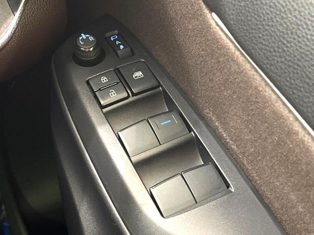 ヤリスクロス ハイブリッドＺ　純正８型ディスプレイオーディオ　全周囲カメラ　ｂｌｕｅｔｏｔｏｔｈ　フルセグ　前席シートヒーター　レーダークルーズコントロール　ＥＴＣ２．０　ＬＥＤヘッド　ＬＥＤフォグ　パワーバックドア（35枚目）