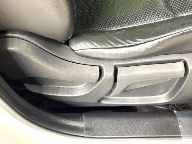 エクストレイル ２０Ｘ　エクストリーマーＸ　４ＷＤ　純正ＳＤナビ　全周囲カメラ　衝突被害軽減システム　電動リアゲート　レザーシート（合皮）　ドラレコ　コーナーセンサー　スマートキー　ＬＥＤヘッド　ビルトインＥＴＣ　純正１８インチアルミ（42枚目）