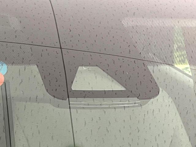 ヤリスクロス G 禁煙車 純正ナビ付ディスプレイオーディオ 全周囲カメラ 衝突軽減装置 レーダークルーズコントロール ブレーキオートホールド クリアランスソナー ビルトインETC 革巻きステアリング LEDヘッドライト(5枚目)