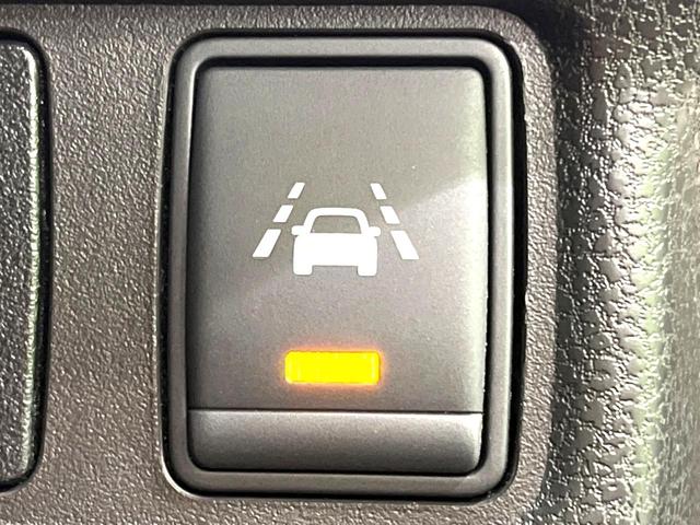 ノート X DIG-S エアロスタイル 禁煙車 純正ナビ 全周囲カメラ 衝突軽減装置 ドライブレコーダー ETC 純正フルエアロ リアスポイラー エコスーパーチャージャー LEDヘッドライト フォグランプ 純正15インチアルミホイール(39枚目)