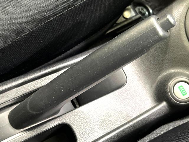 ノート X DIG-S エアロスタイル 禁煙車 純正ナビ 全周囲カメラ 衝突軽減装置 ドライブレコーダー ETC 純正フルエアロ リアスポイラー エコスーパーチャージャー LEDヘッドライト フォグランプ 純正15インチアルミホイール(47枚目)