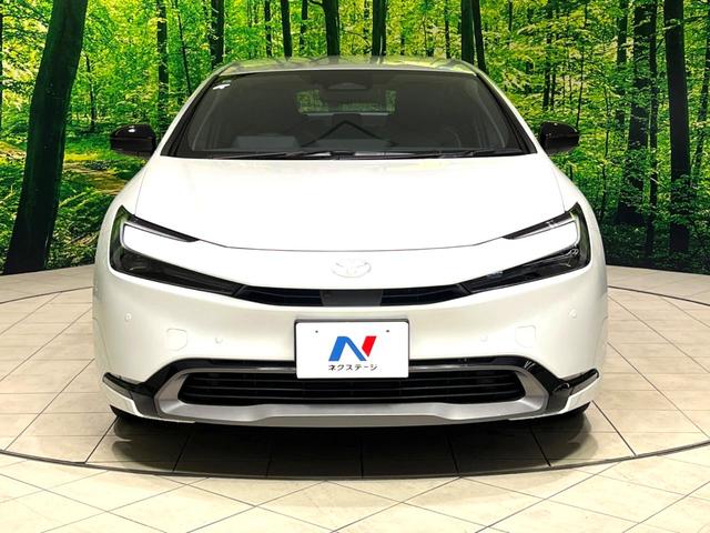 プリウス Z 禁煙車 純正12.3型ナビ 全周囲カメラ ブラインドスポットモニター 衝突軽減装置 レーダークルーズコントロール シートベンチレーション パワーバックドア ETC レザー調シート パワーシート(15枚目)