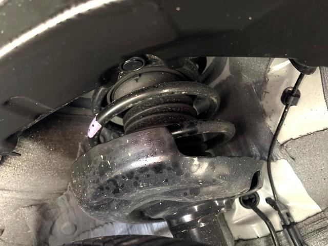 プリウス Z 禁煙車 純正12.3型ナビ 全周囲カメラ ブラインドスポットモニター 衝突軽減装置 レーダークルーズコントロール シートベンチレーション パワーバックドア ETC レザー調シート パワーシート(24枚目)