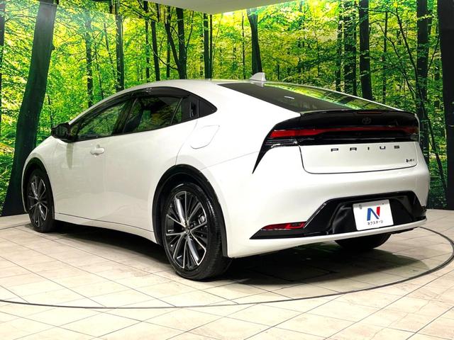プリウス Z 禁煙車 純正12.3型ナビ 全周囲カメラ ブラインドスポットモニター 衝突軽減装置 レーダークルーズコントロール シートベンチレーション パワーバックドア ETC レザー調シート パワーシート(35枚目)