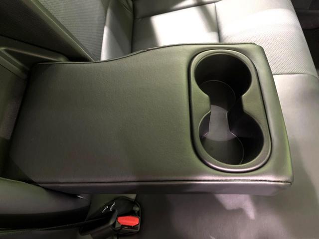 プリウス Z 禁煙車 純正12.3型ナビ 全周囲カメラ ブラインドスポットモニター 衝突軽減装置 レーダークルーズコントロール シートベンチレーション パワーバックドア ETC レザー調シート パワーシート(44枚目)