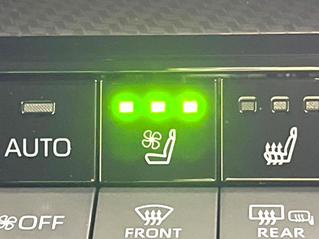 プリウス Z 禁煙車 純正12.3型ナビ 全周囲カメラ ブラインドスポットモニター 衝突軽減装置 レーダークルーズコントロール シートベンチレーション パワーバックドア ETC レザー調シート パワーシート(53枚目)