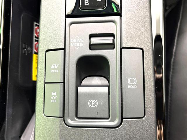 プリウス Z 禁煙車 純正12.3型ナビ 全周囲カメラ ブラインドスポットモニター 衝突軽減装置 レーダークルーズコントロール シートベンチレーション パワーバックドア ETC レザー調シート パワーシート(57枚目)