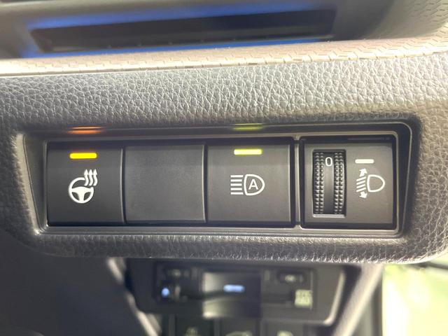 プリウス Z 禁煙車 純正12.3型ナビ 全周囲カメラ ブラインドスポットモニター 衝突軽減装置 レーダークルーズコントロール シートベンチレーション パワーバックドア ETC レザー調シート パワーシート(68枚目)