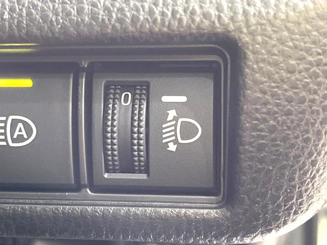 プリウス Z 禁煙車 純正12.3型ナビ 全周囲カメラ ブラインドスポットモニター 衝突軽減装置 レーダークルーズコントロール シートベンチレーション パワーバックドア ETC レザー調シート パワーシート(71枚目)