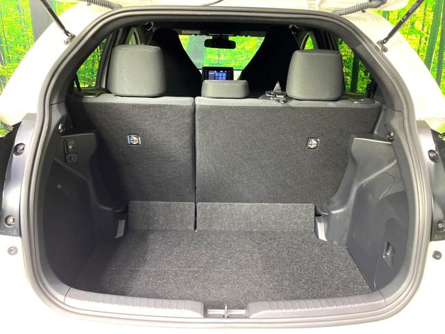 ヤリス ハイブリッドX 衝突軽減 純正8型ディスプレイオーディオ バックカメラ bluetooth レーダークルーズコントロール ETC オートマチックハイビーム オートライト オートエアコン 横滑り防止装置(10枚目)