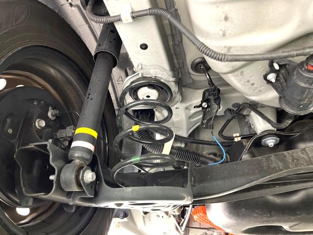 ヤリス ハイブリッドX 衝突軽減 純正8型ディスプレイオーディオ バックカメラ bluetooth レーダークルーズコントロール ETC オートマチックハイビーム オートライト オートエアコン 横滑り防止装置(21枚目)