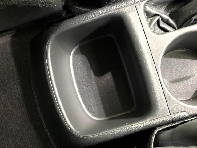 ヤリス ハイブリッドX 衝突軽減 純正8型ディスプレイオーディオ バックカメラ bluetooth レーダークルーズコントロール ETC オートマチックハイビーム オートライト オートエアコン 横滑り防止装置(39枚目)