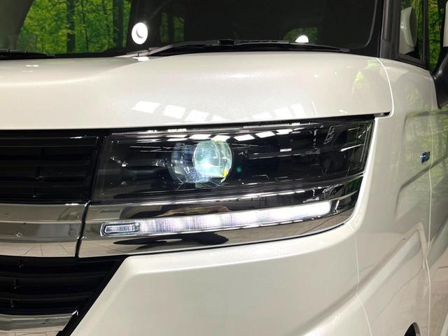 スペーシアカスタム ハイブリッドＸＳターボ　禁煙車　純正９型ナビ　全周囲カメラ　スズキコネクト　両側電動スライドドア　シートヒーター　ステアリングヒーター　ハーフレザー調シート　後席オットマン　ＬＥＤヘッドライト　フォグライト（13枚目）