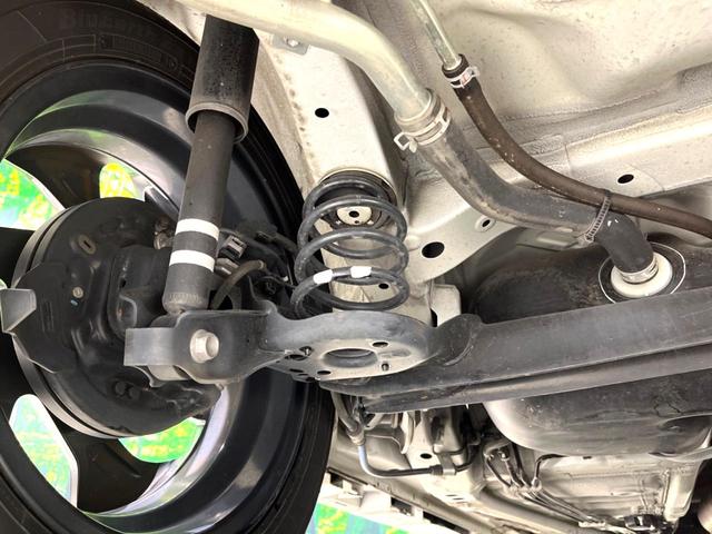 スペーシアカスタム ハイブリッドＸＳターボ　禁煙車　純正９型ナビ　全周囲カメラ　スズキコネクト　両側電動スライドドア　シートヒーター　ステアリングヒーター　ハーフレザー調シート　後席オットマン　ＬＥＤヘッドライト　フォグライト（21枚目）