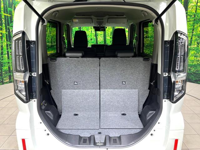 スペーシアカスタム ハイブリッドＸＳターボ　禁煙車　純正９型ナビ　全周囲カメラ　スズキコネクト　両側電動スライドドア　シートヒーター　ステアリングヒーター　ハーフレザー調シート　後席オットマン　ＬＥＤヘッドライト　フォグライト（41枚目）