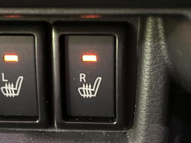 スペーシアカスタム ハイブリッドＸＳターボ　禁煙車　純正９型ナビ　全周囲カメラ　スズキコネクト　両側電動スライドドア　シートヒーター　ステアリングヒーター　ハーフレザー調シート　後席オットマン　ＬＥＤヘッドライト　フォグライト（51枚目）