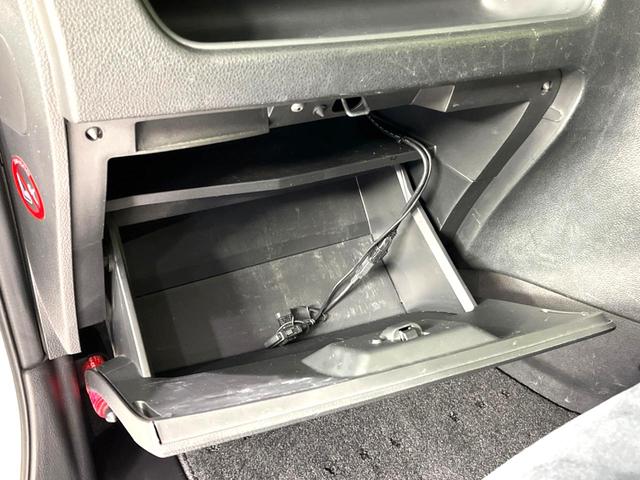 セレナ 20X S-ハイブリッド 禁煙車 アルパイン後席モニター 純正ナビ バックカメラ ETC リアオートエアコン スマートキー 8人乗り クルーズコントロール シートバックテーブル 黒内装 シートリフター(35枚目)