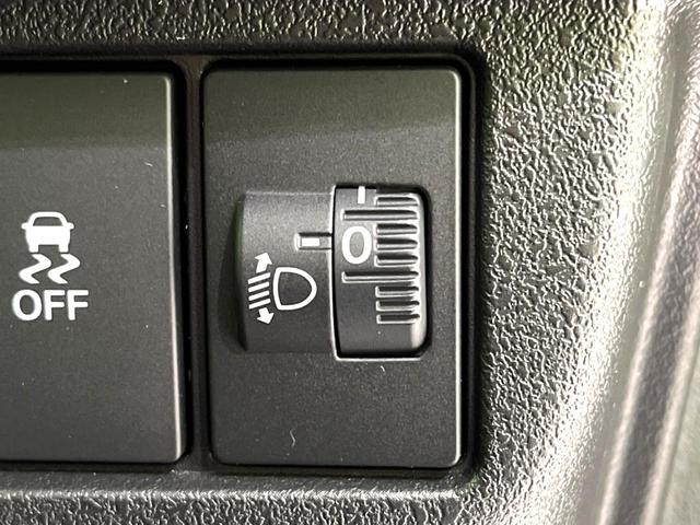 N-BOXカスタム ターボ 禁煙車 純正9型ナビ バックカメラ 衝突軽減装置 アダプティブクルコン パドルシフト シートヒーター シートバックテーブル ハーフレザー調シート 革巻きステアリング LEDヘッドライト(62枚目)