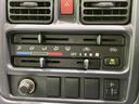 キャリイトラック ＫＣ　ＭＴ車　サンバイザー　ヘッドライトレベライザー　ラジオ（4枚目）