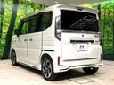 ハイブリッドＸＳ　両側電動ドア　純正８型ナビ　全周囲カメラ　デジタルインナーミラー　衝突被害軽減システム　メッキガーニッシュ　レーダークルーズ　禁煙車　コーナーセンサー　スマートキー　ＬＥＤヘッド　ＥＴＣ（33枚目）