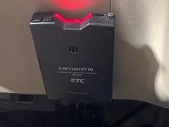 【ＥＴＣ】高速道路の料金所をストレスなく通過！話題のスポットやサービスエリアに多い「スマートIntercooler」利用時は必須のアイテムです。当店でセットアップを実施、ご納車当日からすぐにご利用いただけます！ 3