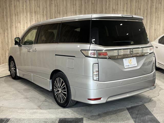 エルグランド ２５０ハイウェイスタープレミアム　禁煙車　純正ＨＤＤナビ　アラウンドビューモニター　衝突軽減ブレーキ　レーダークルーズコントロール　両側パワースライドドア　フルセグＴＶ　ＬＥＤヘッドライト　本革シート　Ｂｌｕｅｔｏｏｔｈ　パワーシート（21枚目）