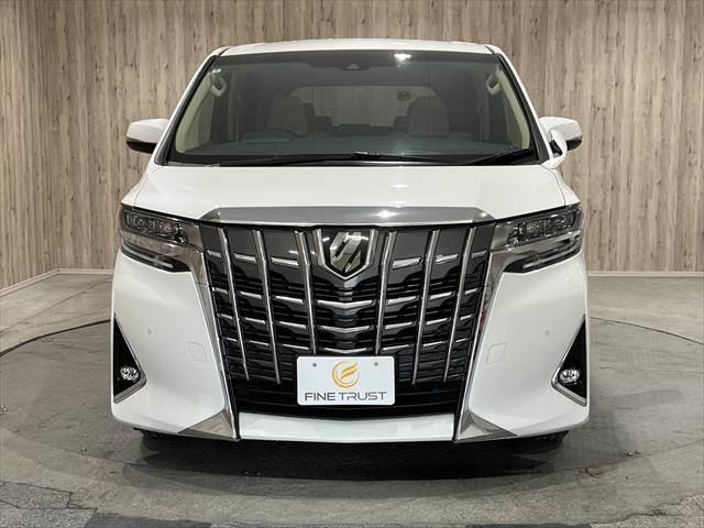 アルファード Ｘ　禁煙車　メモリーナビ　フルセグＴＶ　バックカメラ　両側パワースライドドア　衝突軽減ブレーキ　ＬＥＤヘッドライト　クリアランスソナー　クルーズコントロール　ミュージックサーバー　オットマン　スマートキー（16枚目）