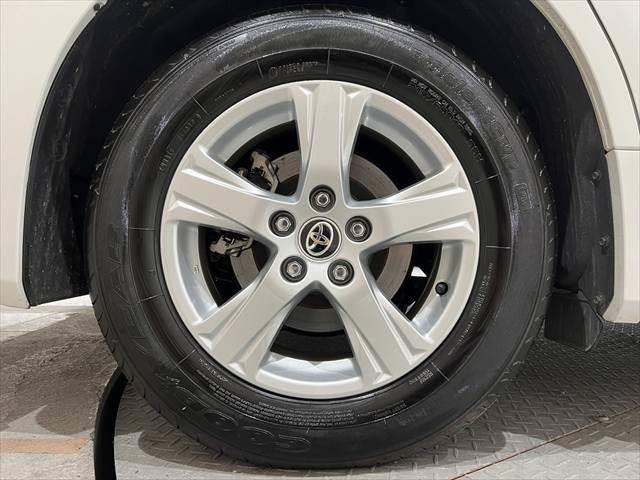アルファード Ｘ　禁煙車　メモリーナビ　フルセグＴＶ　バックカメラ　両側パワースライドドア　衝突軽減ブレーキ　ＬＥＤヘッドライト　クリアランスソナー　クルーズコントロール　ミュージックサーバー　オットマン　スマートキー（30枚目）