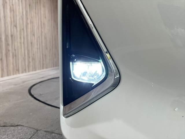 アルファード Ｘ　禁煙車　メモリーナビ　フルセグＴＶ　バックカメラ　両側パワースライドドア　衝突軽減ブレーキ　ＬＥＤヘッドライト　クリアランスソナー　クルーズコントロール　ミュージックサーバー　オットマン　スマートキー（33枚目）