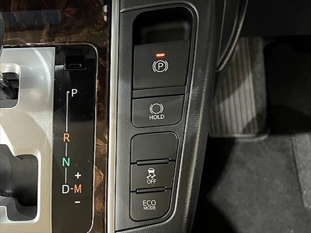 アルファード Ｘ　禁煙車　メモリーナビ　フルセグＴＶ　バックカメラ　両側パワースライドドア　衝突軽減ブレーキ　ＬＥＤヘッドライト　クリアランスソナー　クルーズコントロール　ミュージックサーバー　オットマン　スマートキー（41枚目）
