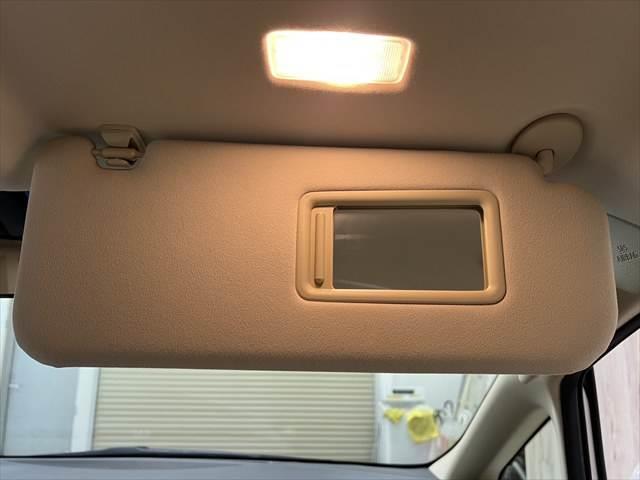 アルファード Ｘ　禁煙車　メモリーナビ　フルセグＴＶ　バックカメラ　両側パワースライドドア　衝突軽減ブレーキ　ＬＥＤヘッドライト　クリアランスソナー　クルーズコントロール　ミュージックサーバー　オットマン　スマートキー（49枚目）