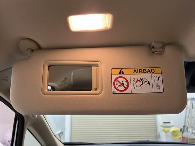 アルファード Ｘ　禁煙車　メモリーナビ　フルセグＴＶ　バックカメラ　両側パワースライドドア　衝突軽減ブレーキ　ＬＥＤヘッドライト　クリアランスソナー　クルーズコントロール　ミュージックサーバー　オットマン　スマートキー（50枚目）