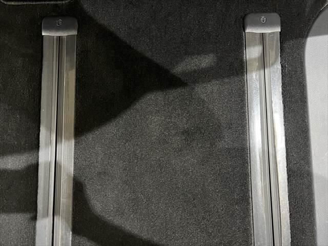 アルファード Ｘ　禁煙車　メモリーナビ　フルセグＴＶ　バックカメラ　両側パワースライドドア　衝突軽減ブレーキ　ＬＥＤヘッドライト　クリアランスソナー　クルーズコントロール　ミュージックサーバー　オットマン　スマートキー（55枚目）