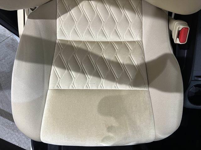 アルファード Ｘ　禁煙車　メモリーナビ　フルセグＴＶ　バックカメラ　両側パワースライドドア　衝突軽減ブレーキ　ＬＥＤヘッドライト　クリアランスソナー　クルーズコントロール　ミュージックサーバー　オットマン　スマートキー（58枚目）