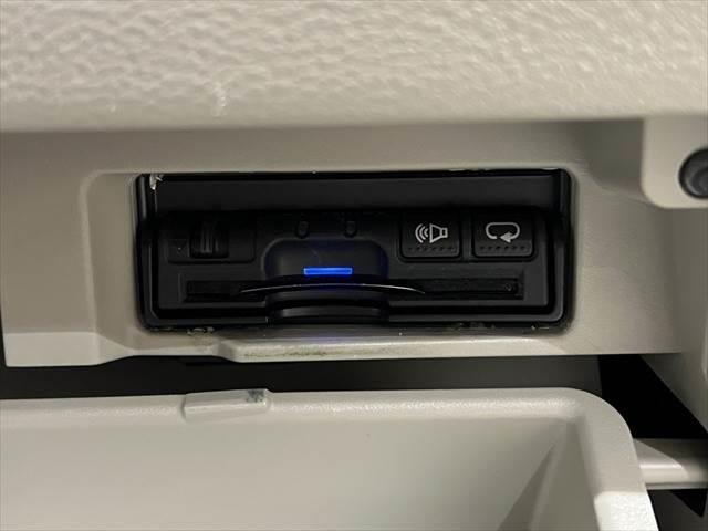 セレナ Ｘ　純正９インチＳＤナビ　プロパイロット　アラウンドビューモニター　フルセグＴＶ　両側パワースライドドア　禁煙車　衝突軽減ブレーキ　クリアランスソナー　ＥＴＣ　レーダークルーズコントロール（39枚目）