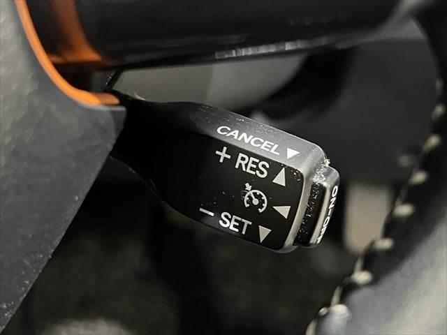 シエンタ ハイブリッドＧ　クエロ　クルーズコントロール　両側パワースライドドア　全方位カメラ　後期型　モデリスタフルエアロ　衝突軽減ブレーキ　純正ＳＤナビ　フルセグＴＶ　ＬＥＤヘッドライト　オートハイビーム　ハーフレザーシート（42枚目）