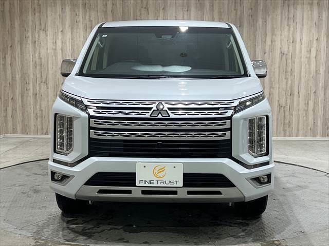 デリカＤ：５ Ｐ　７人乗り　純正１０インチナビ　禁煙車　両側パワースライドドア　全方位カメラ　４ＷＤ　フルセグ　ＬＥＤヘッドライト　シートヒーター　ＥＴＣ　Ｂｌｕｅｔｏｏｔｈ　ミュージックサーバー　レーダークルーズコントロール（17枚目）