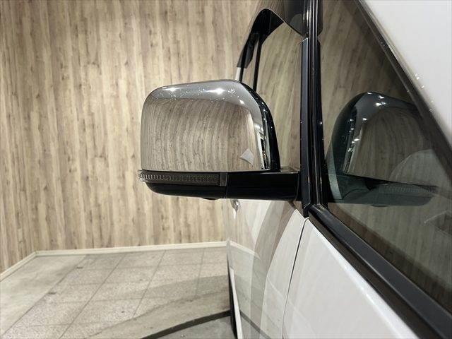 デリカＤ：５ Ｐ　７人乗り　純正１０インチナビ　禁煙車　両側パワースライドドア　全方位カメラ　４ＷＤ　フルセグ　ＬＥＤヘッドライト　シートヒーター　ＥＴＣ　Ｂｌｕｅｔｏｏｔｈ　ミュージックサーバー　レーダークルーズコントロール（28枚目）