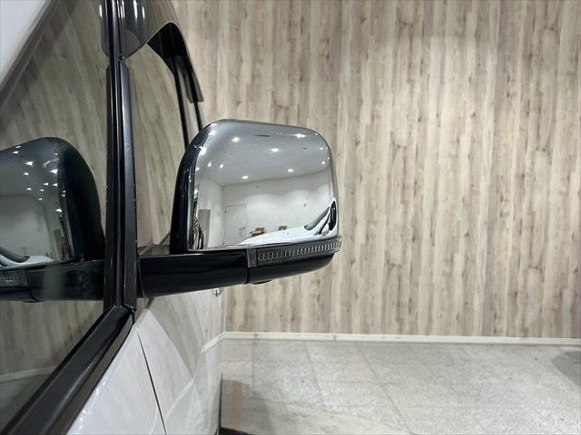 デリカＤ：５ Ｐ　７人乗り　純正１０インチナビ　禁煙車　両側パワースライドドア　全方位カメラ　４ＷＤ　フルセグ　ＬＥＤヘッドライト　シートヒーター　ＥＴＣ　Ｂｌｕｅｔｏｏｔｈ　ミュージックサーバー　レーダークルーズコントロール（29枚目）