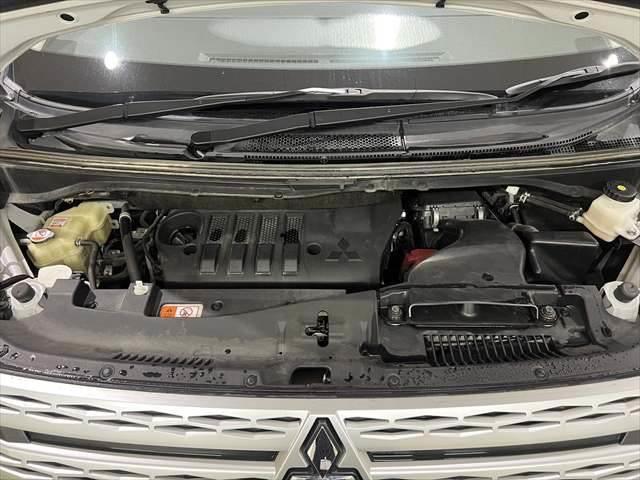 デリカＤ：５ Ｐ　７人乗り　純正１０インチナビ　禁煙車　両側パワースライドドア　全方位カメラ　４ＷＤ　フルセグ　ＬＥＤヘッドライト　シートヒーター　ＥＴＣ　Ｂｌｕｅｔｏｏｔｈ　ミュージックサーバー　レーダークルーズコントロール（35枚目）