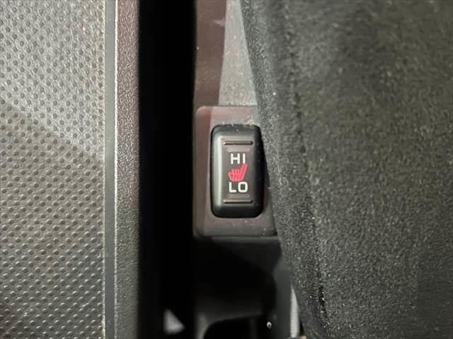 デリカＤ：５ Ｐ　７人乗り　純正１０インチナビ　禁煙車　両側パワースライドドア　全方位カメラ　４ＷＤ　フルセグ　ＬＥＤヘッドライト　シートヒーター　ＥＴＣ　Ｂｌｕｅｔｏｏｔｈ　ミュージックサーバー　レーダークルーズコントロール（49枚目）